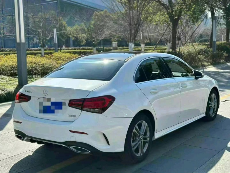 金華22年奔馳A7