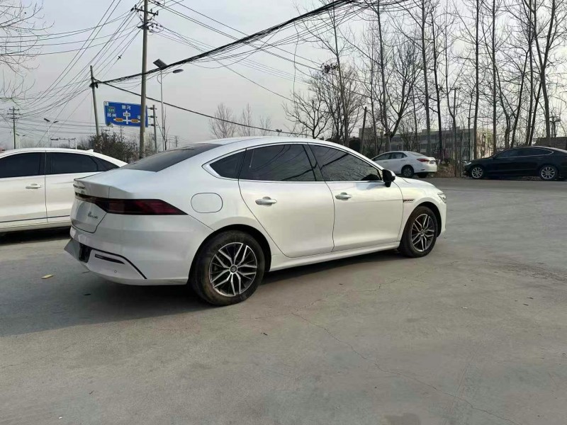 徐州22年比亞迪秦7