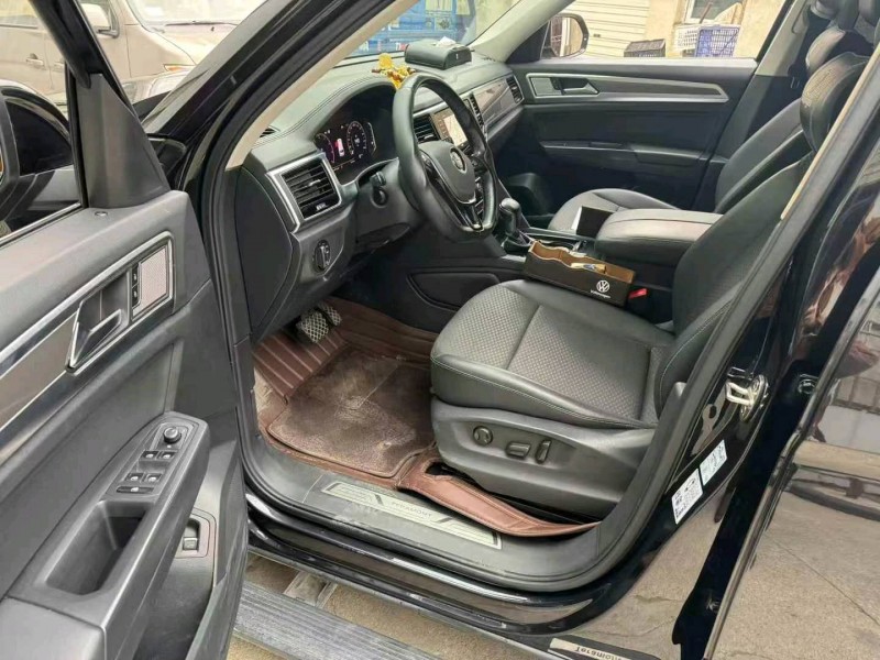 武汉20年大众途昂4