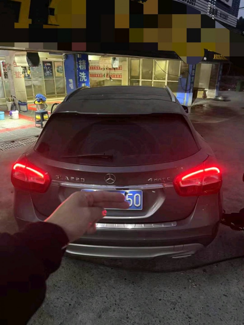 徐州16年奔驰GLA2