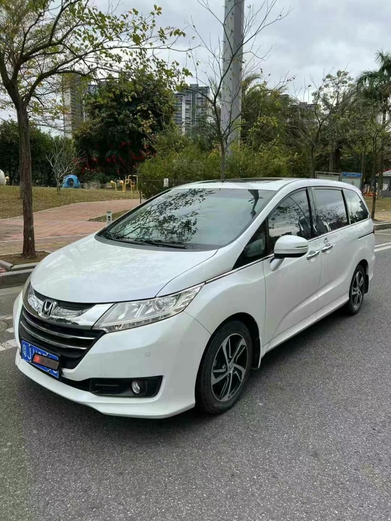 广州18年本田奥德赛2