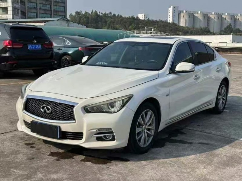 東莞17年英菲尼迪Q502