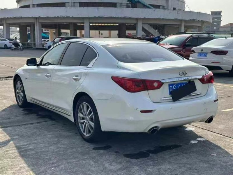 東莞17年英菲尼迪Q506