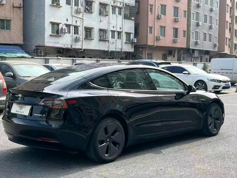 佛山22年特斯拉MODEL 34
