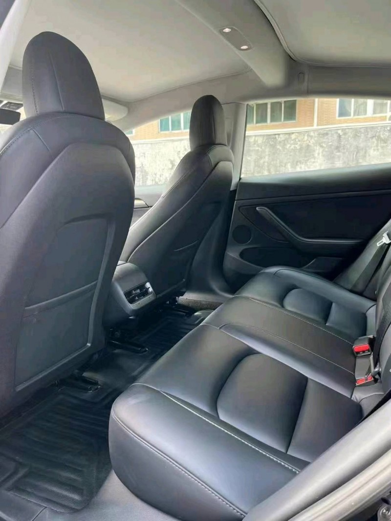 佛山22年特斯拉MODEL 36