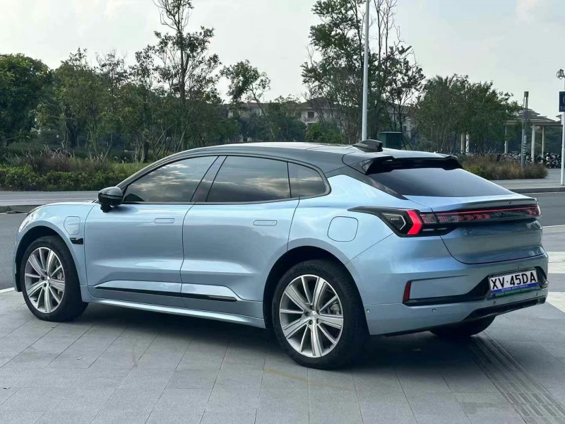 東莞22年極氪汽車0018