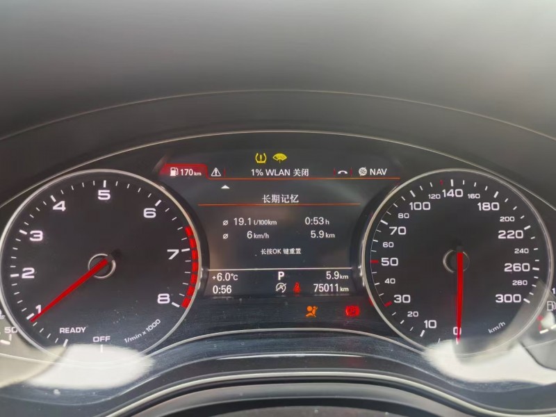 阜陽18年奧迪A6L8