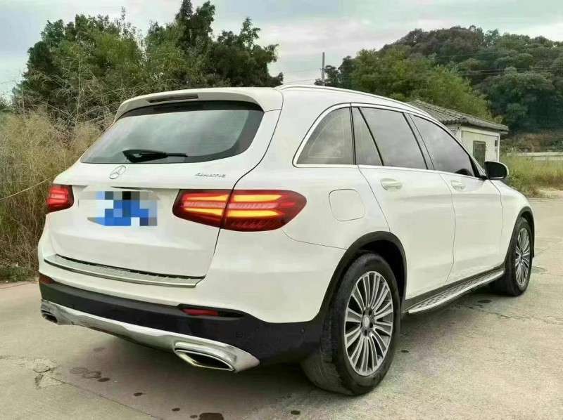 广州17年奔驰GLC4