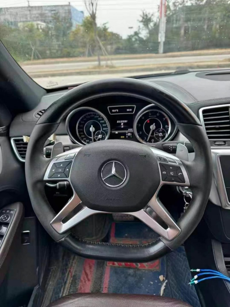 广州12年奔驰AMG8