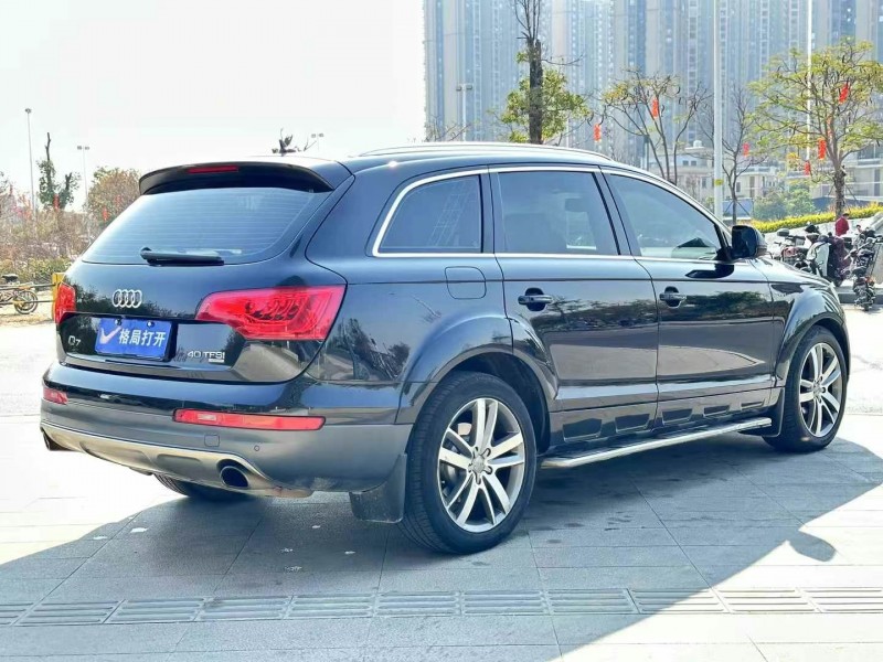 东莞15年奥迪Q77