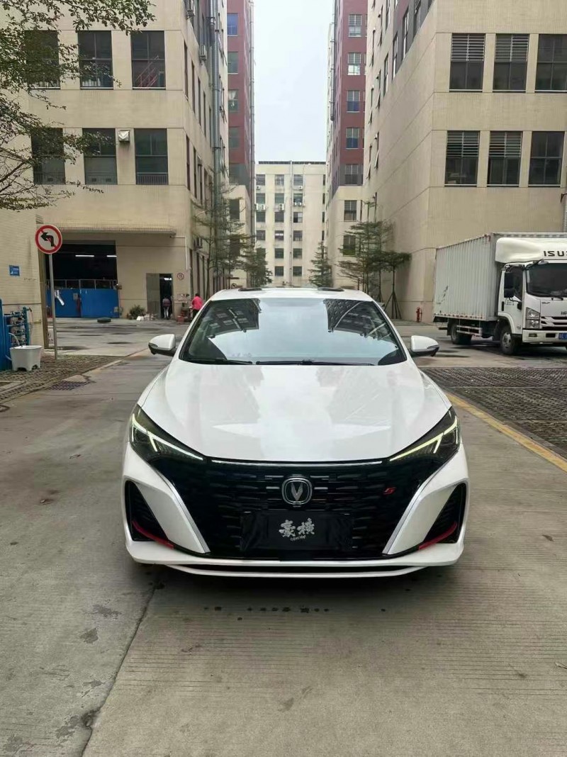 佛山23年長安汽車逸動1
