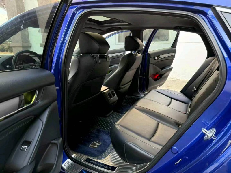 徐州18年本田雅阁4