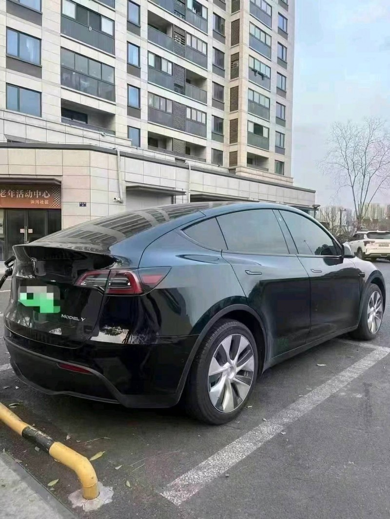 紹興23年特斯拉MODEL Y7