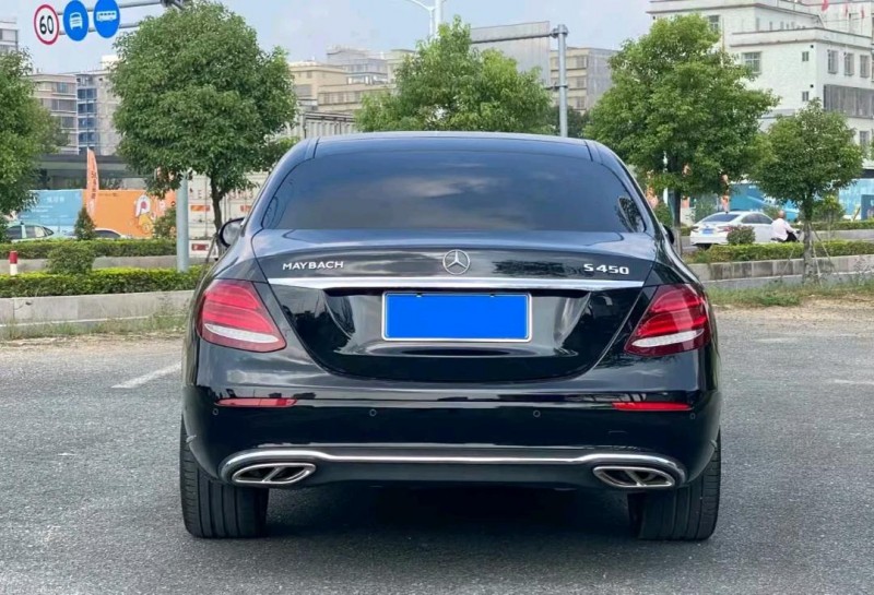 清遠25年奧馳汽車A32