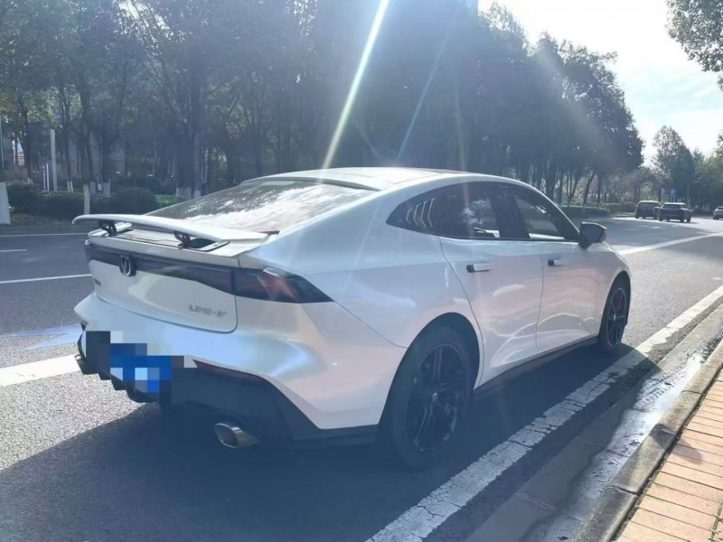 廈門23年長安汽車UNI5