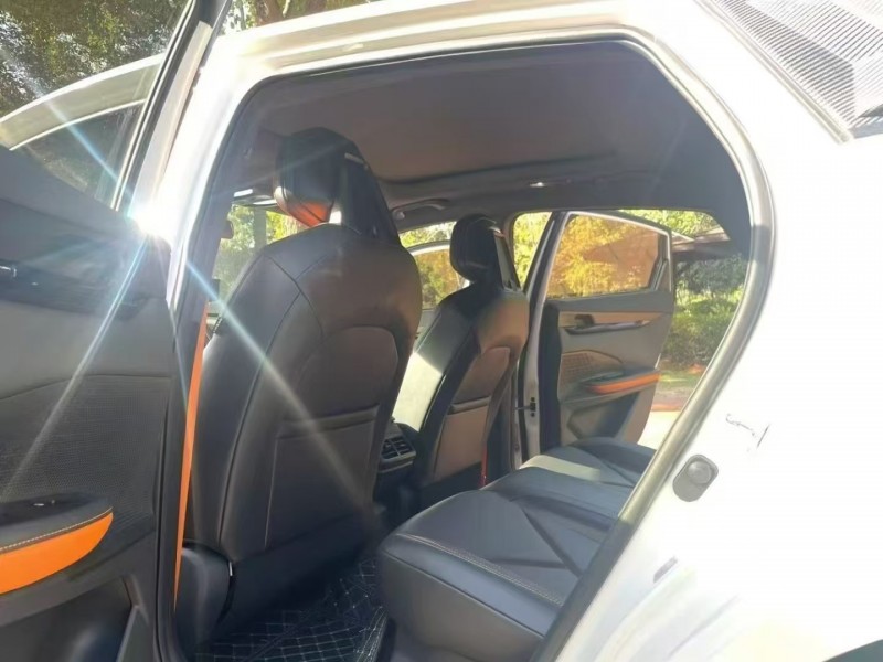 廈門23年長安汽車UNI7