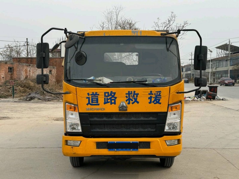 新鄉21年卡車系列重汽豪沃1