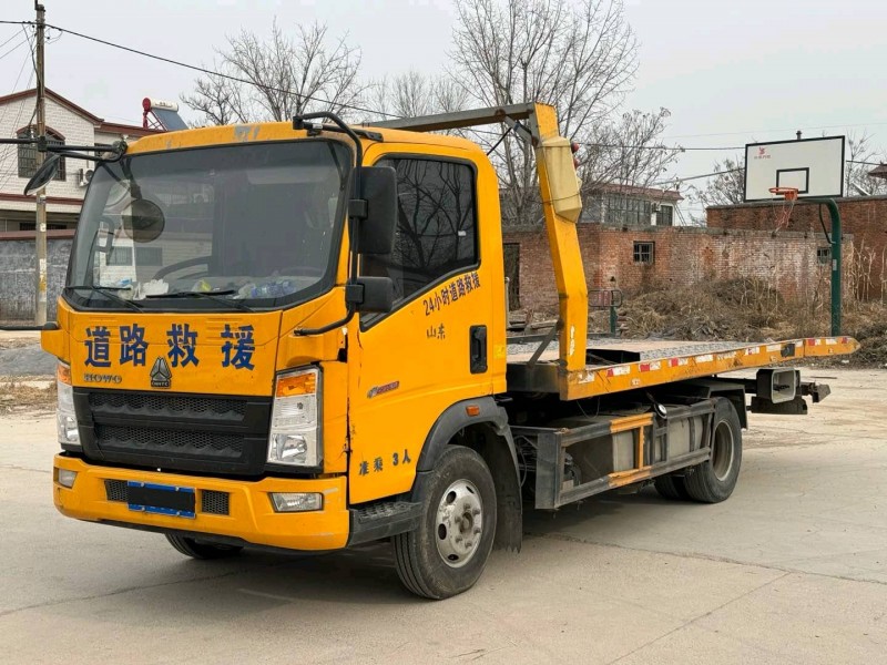 新鄉21年卡車系列重汽豪沃2