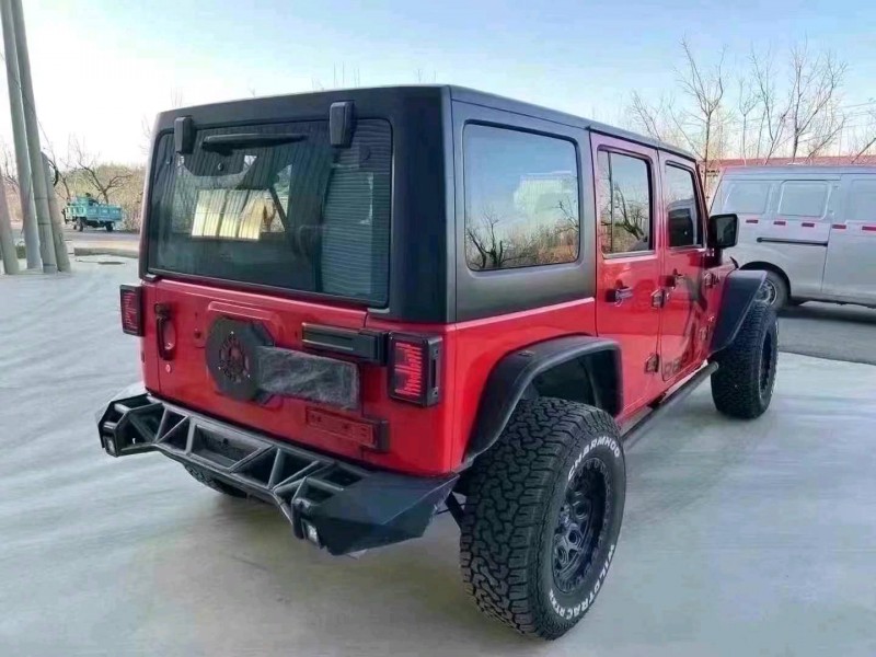 濟寧17年Jeep牧馬人4