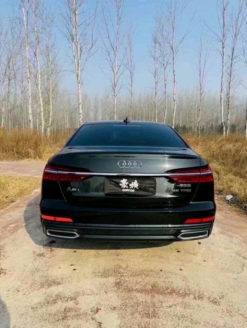 济宁22年奥迪A6L4