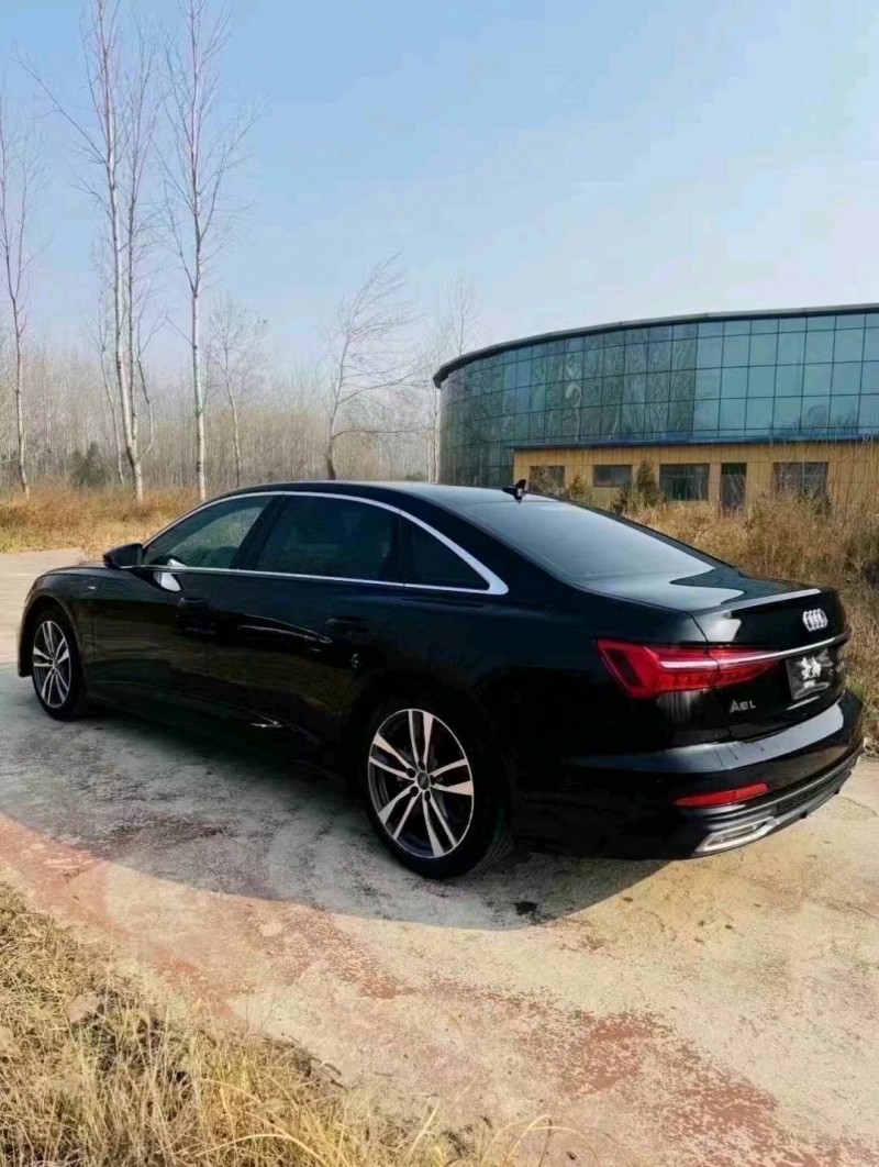 济宁22年奥迪A6L6