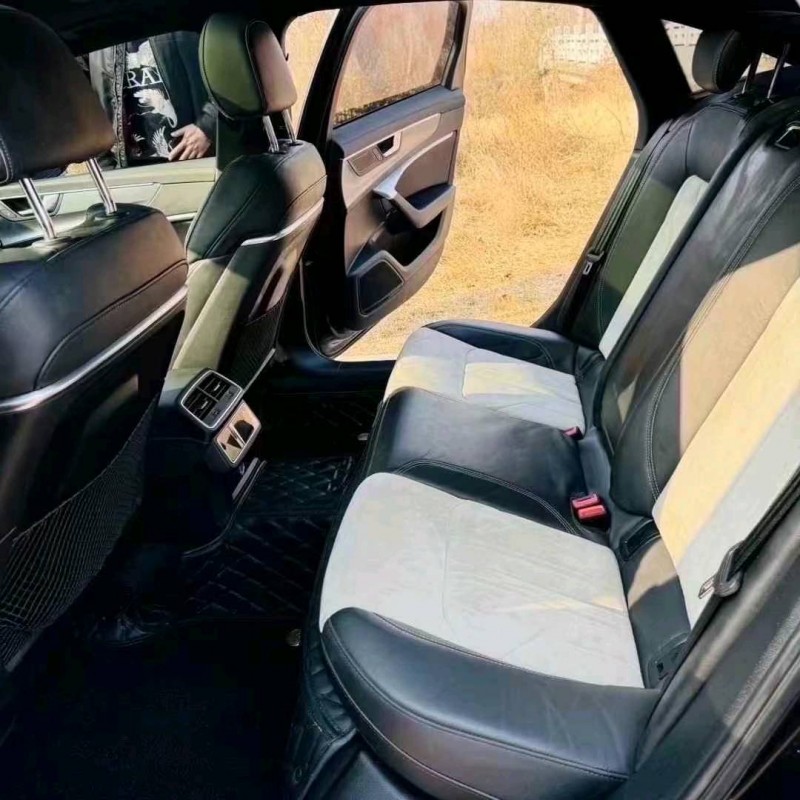 济宁22年奥迪A6L8