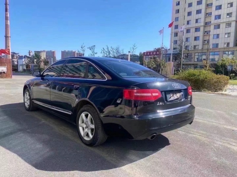 青岛12年奥迪A6L8