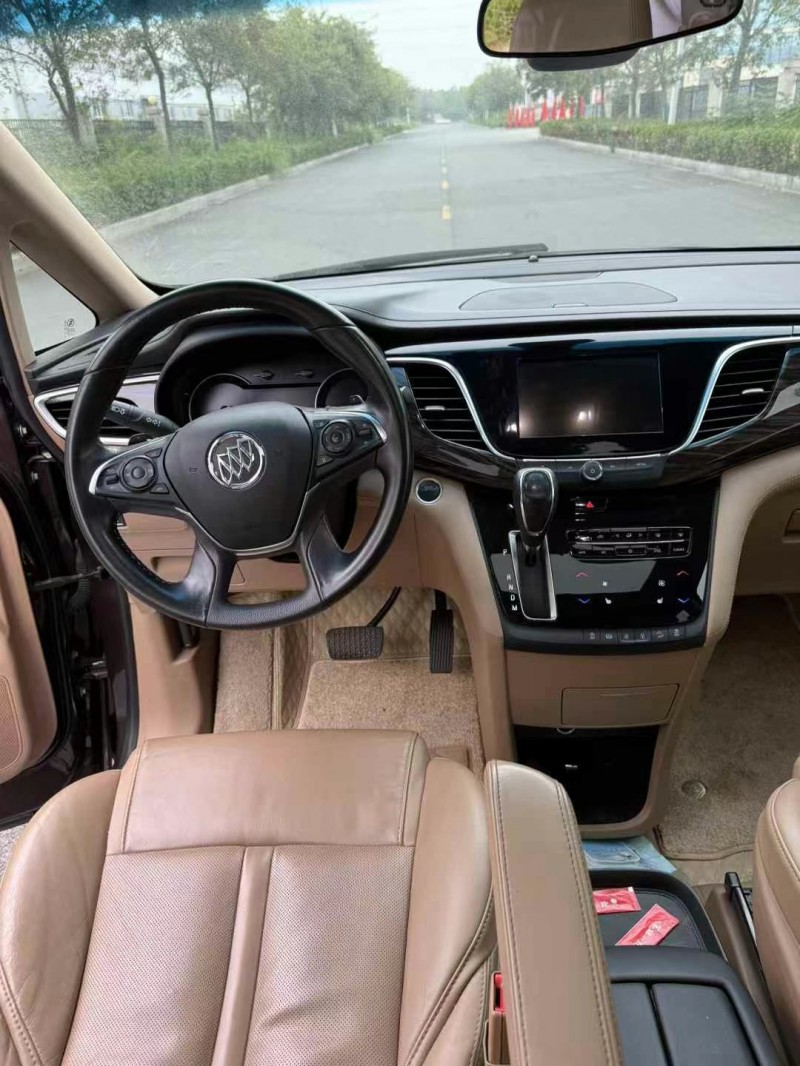 徐州19年别克GL84