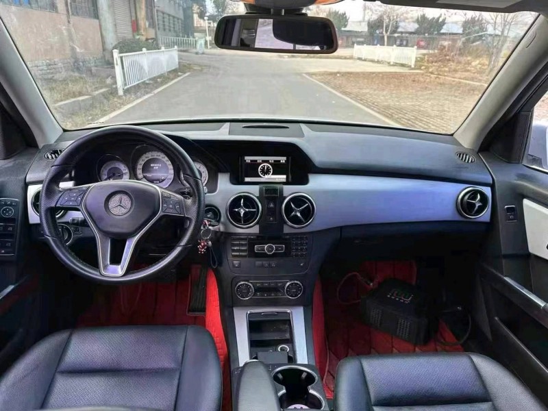 济宁13年奔驰GLK9