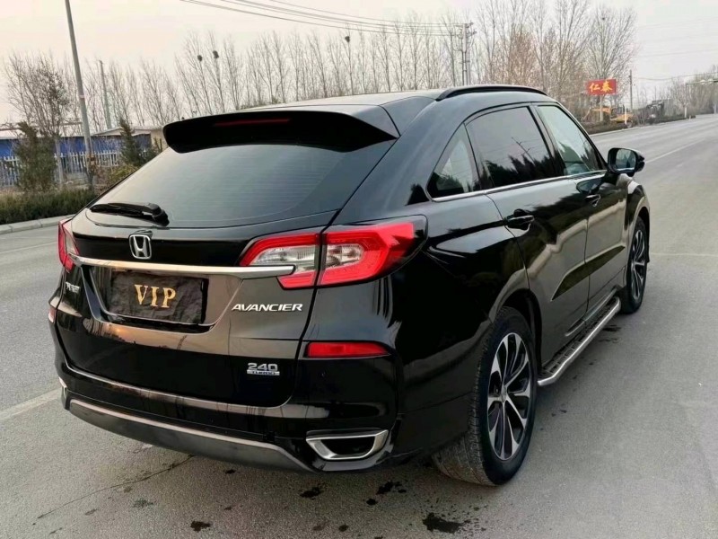 济宁19年本田冠道5