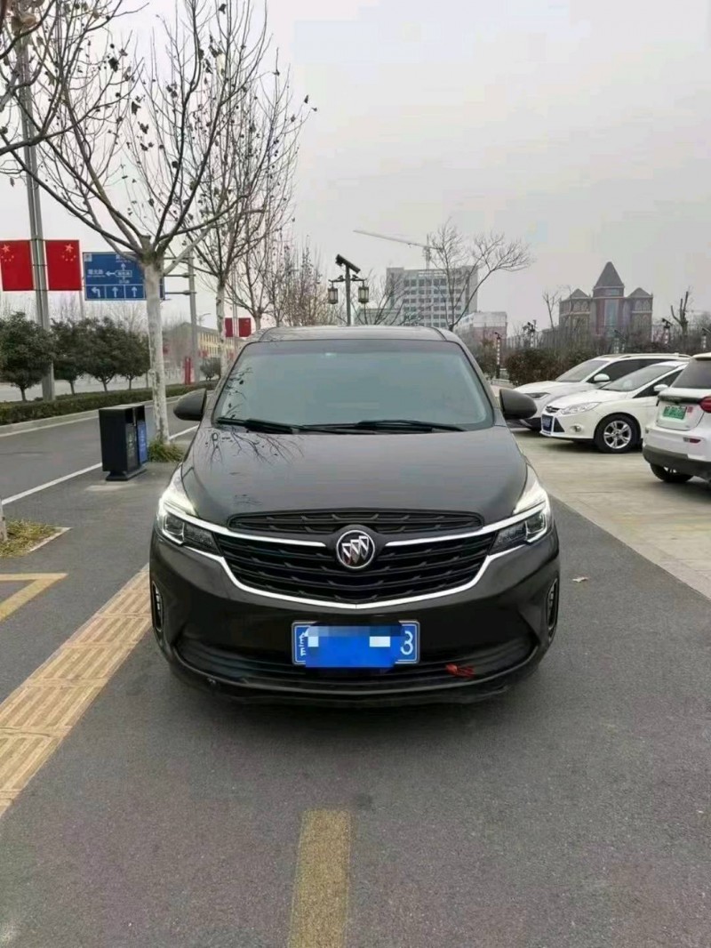 济宁20年别克GL81