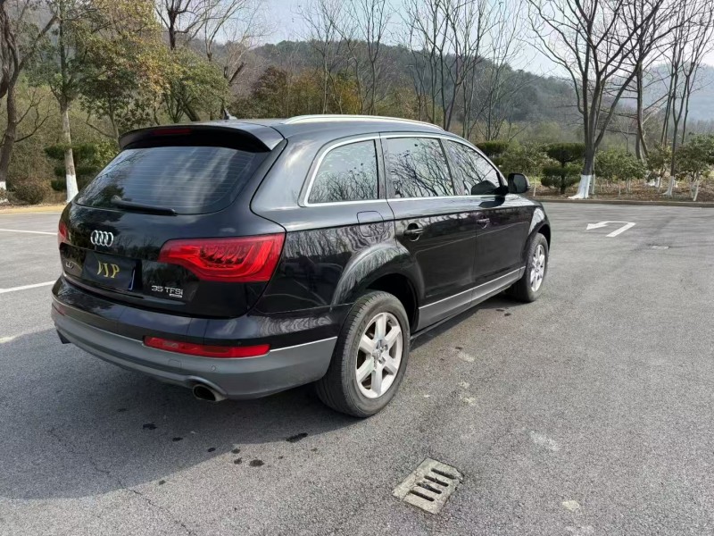 盐城13年奥迪Q75