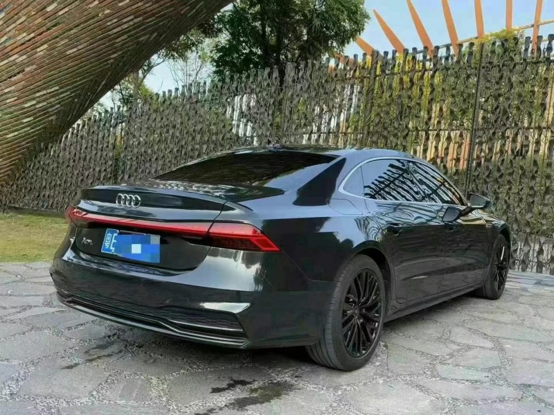 广州24年奥迪A7L8