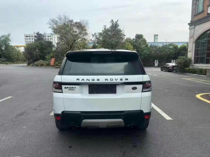 广州15年路虎发现9