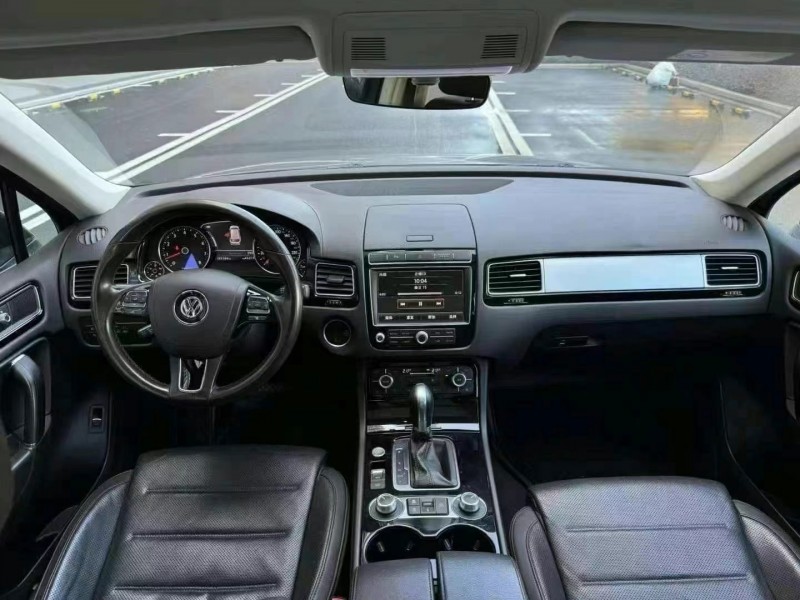 广州19年大众途锐5