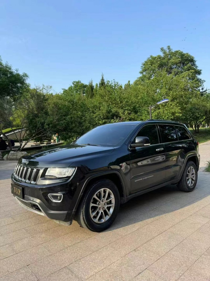 邢臺15年Jeep大切諾基2