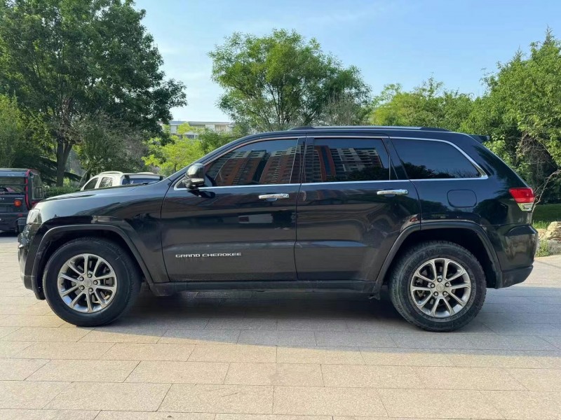 邢臺15年Jeep大切諾基8