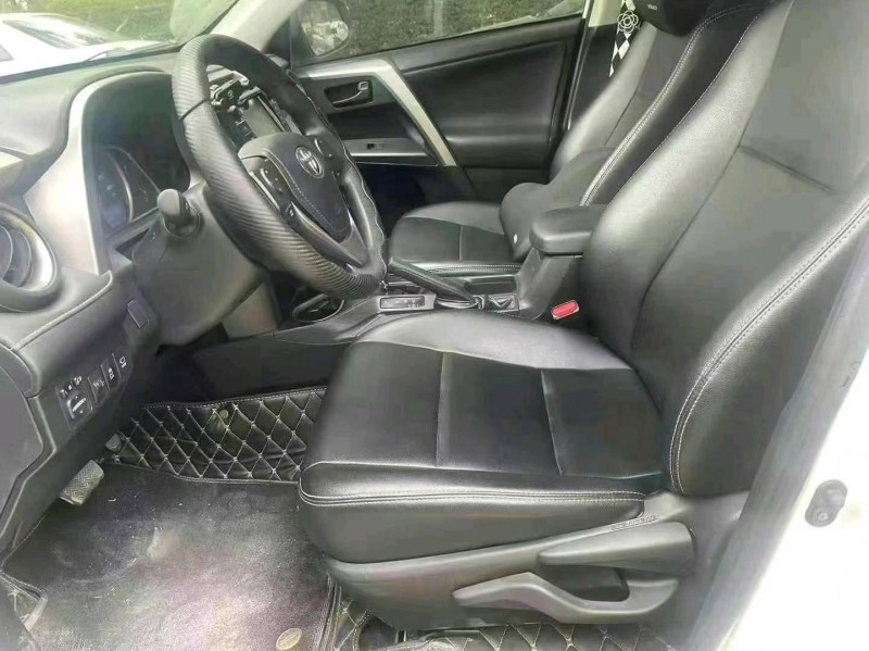 珠海21年豐田RAV45