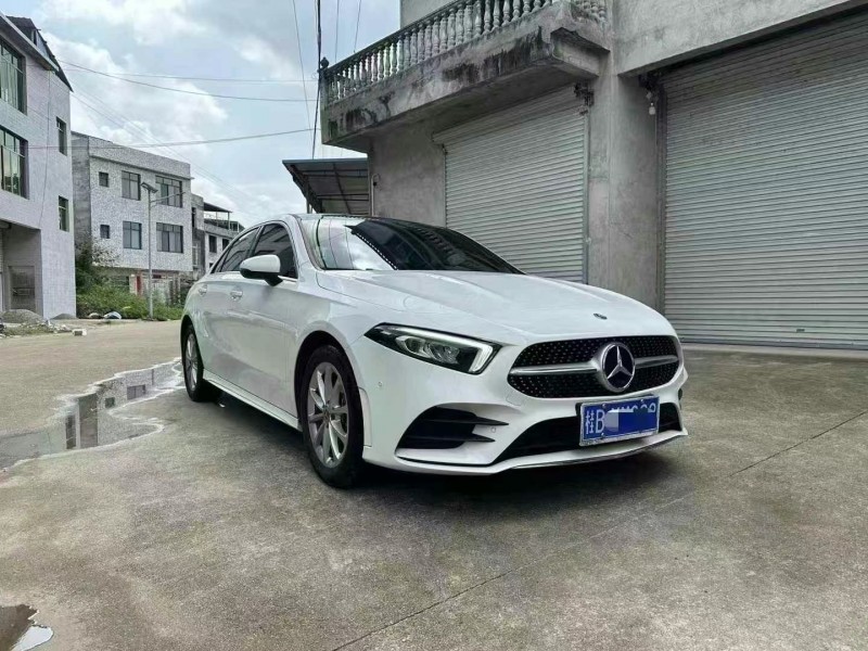 梧州22年奔馳A3