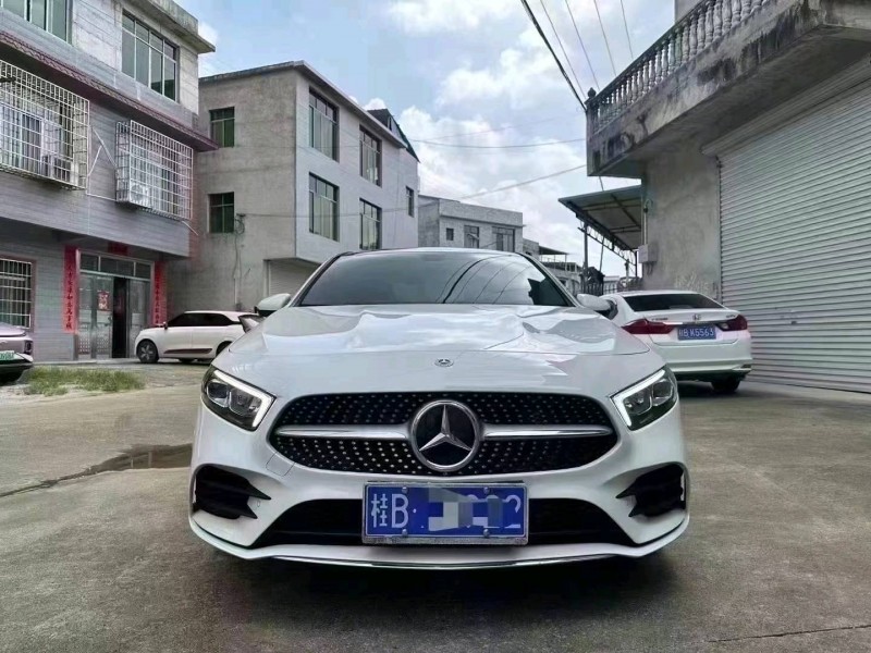 柳州22年奔馳A1