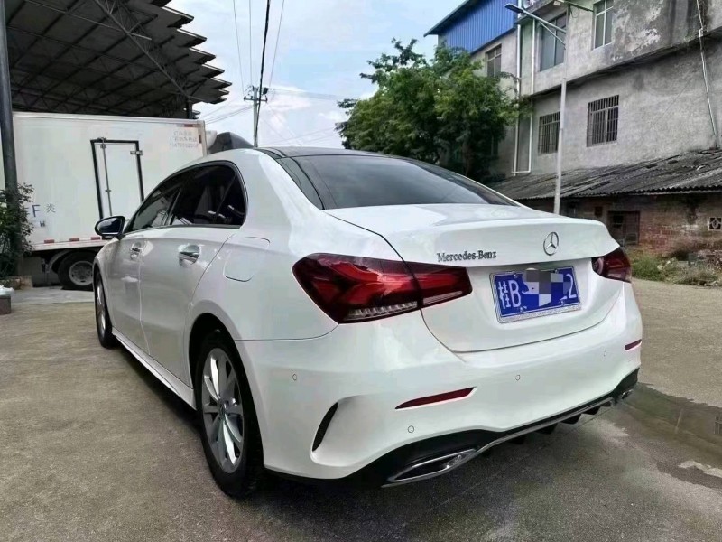 柳州22年奔馳A4