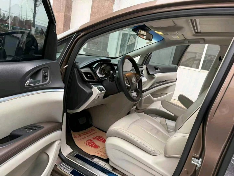 徐州20年别克GL65