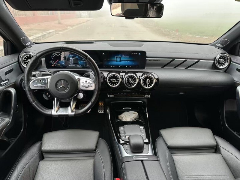 枣庄21年奔驰AMG5