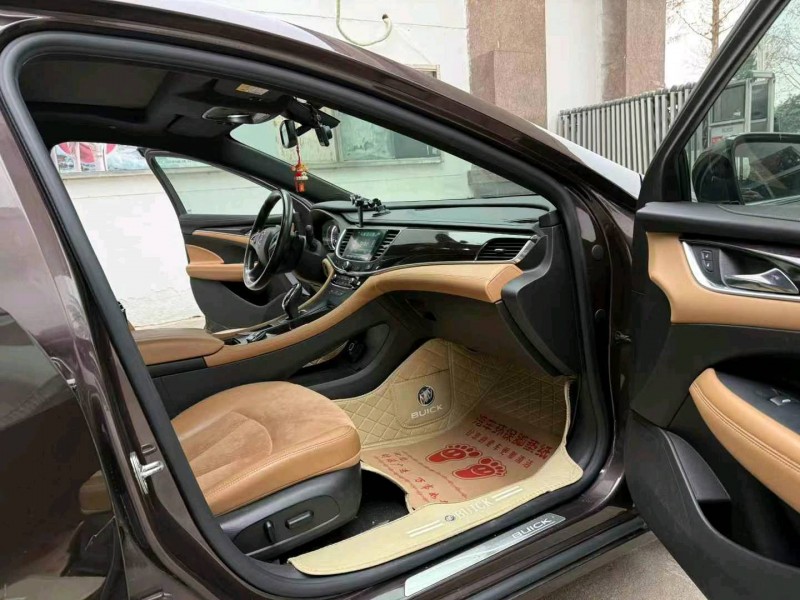 徐州17年别克君越6