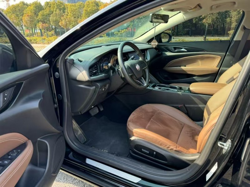 盐城23年别克君威6