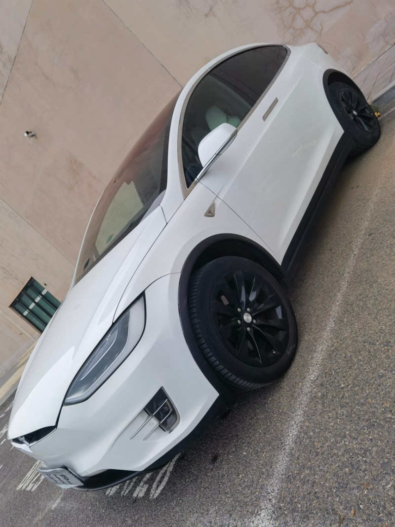 營口18年特斯拉MODEL X3