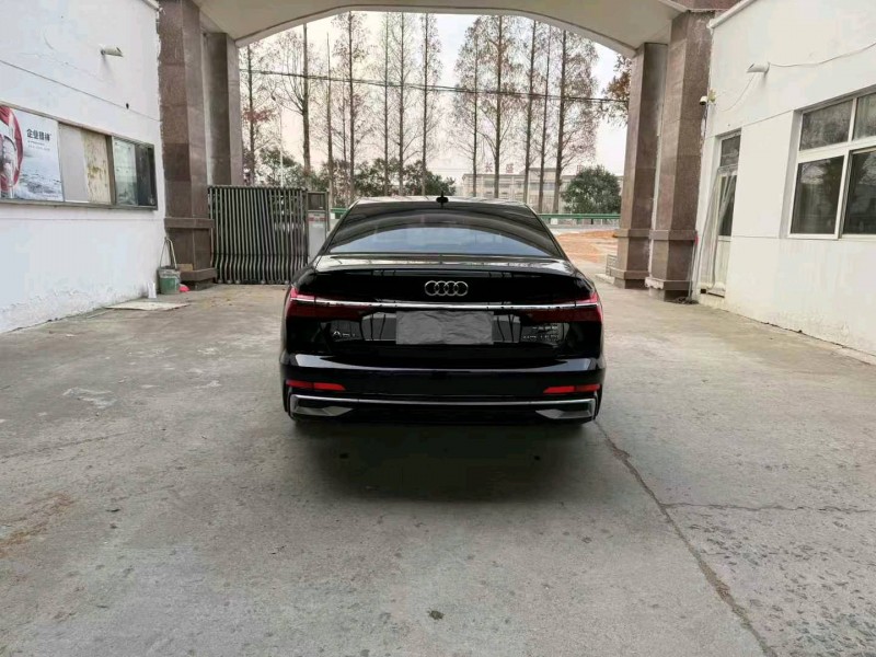 徐州23年奥迪A6L9