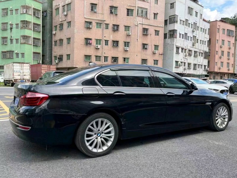 广州16年宝马5系4