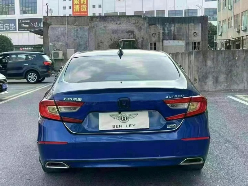 广州20年本田雅阁3