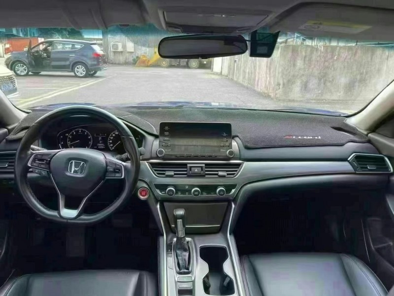 广州20年本田雅阁7